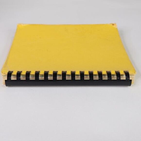 Walcott Calvary United Methodist Church Cookbook Midwest Recipes Iowa Community - Picture 3 of 8